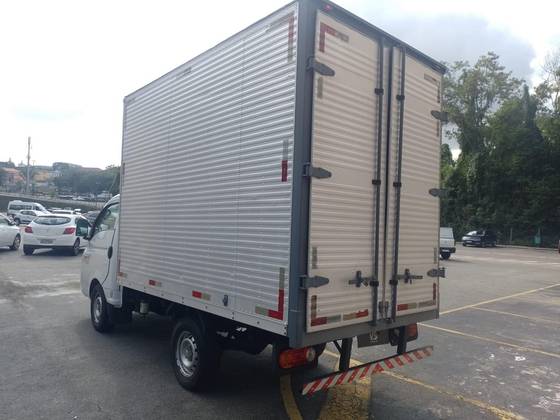 HYUNDAI HR 2.5 LONGO COM CAÇAMBA 4X2 16V 130CV TURBO INTERCOOLER DIESEL 2P MANUAL