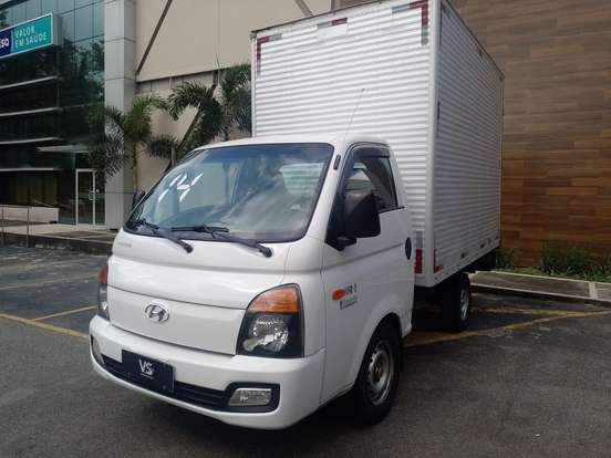HYUNDAI-HR-2013