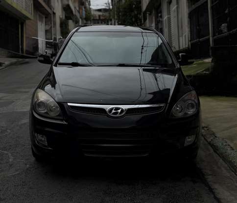 HYUNDAI-I30-2011