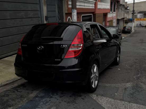 HYUNDAI-I30-2011