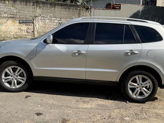 HYUNDAI-SANTA FÉ-3.5 MPFI GLS V6 24V 285CV GASOLINA 4P AUTOMÁTICO HYUNDAI-SANTA FÉ-2010