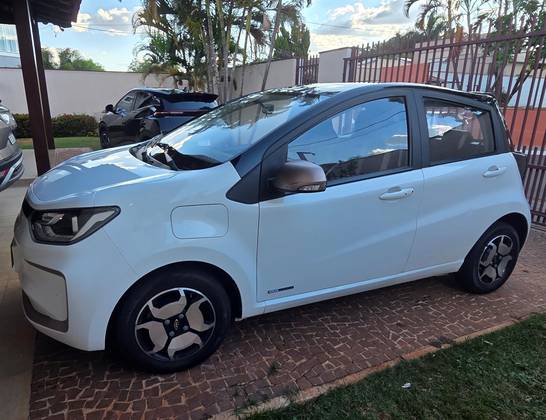 JAC E-JS1 ELÉTRICO AUTOMÁTICO