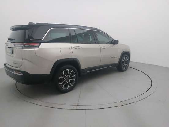 JEEP-COMMANDER-2024