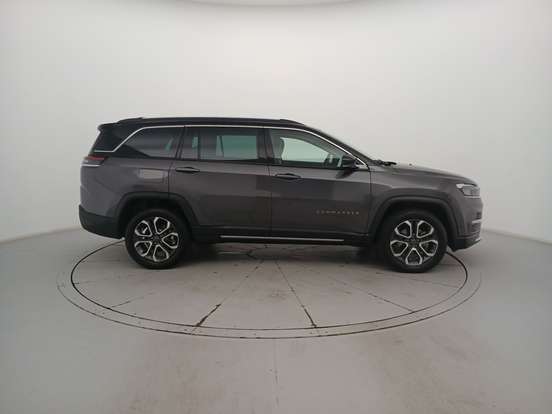 JEEP-COMMANDER-2024