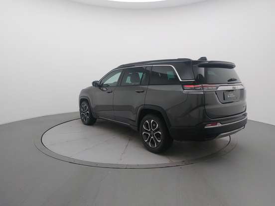 JEEP-COMMANDER-2024