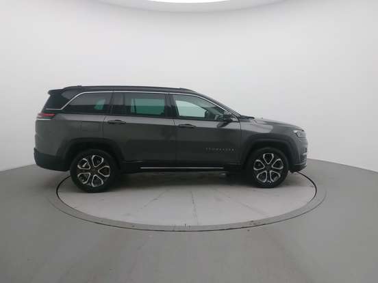 JEEP-COMMANDER-2024