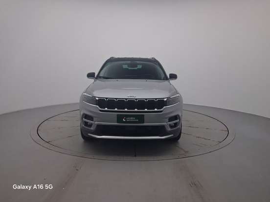 JEEP-COMMANDER-2024