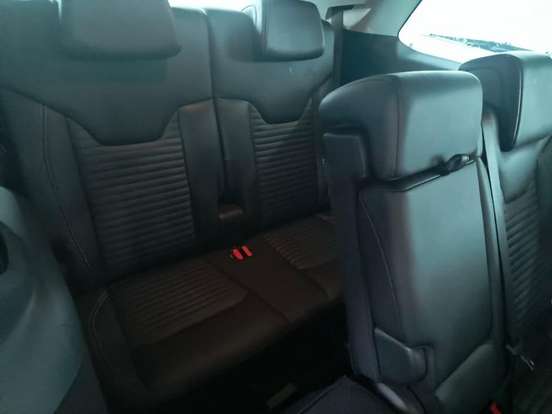 JEEP-COMMANDER-1.3 T270 TURBO FLEX LONGITUDE AT6 JEEP-COMMANDER-2025