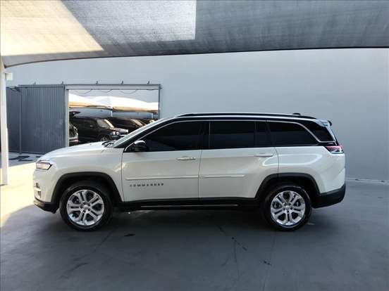 JEEP-COMMANDER-2024