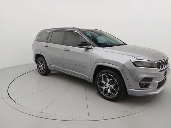 JEEP-COMMANDER-2024