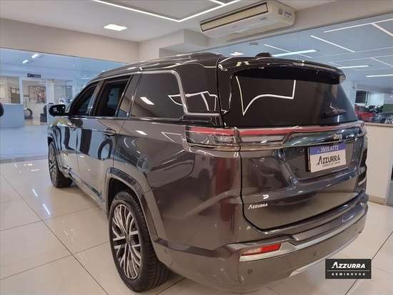 JEEP-COMMANDER-2025
