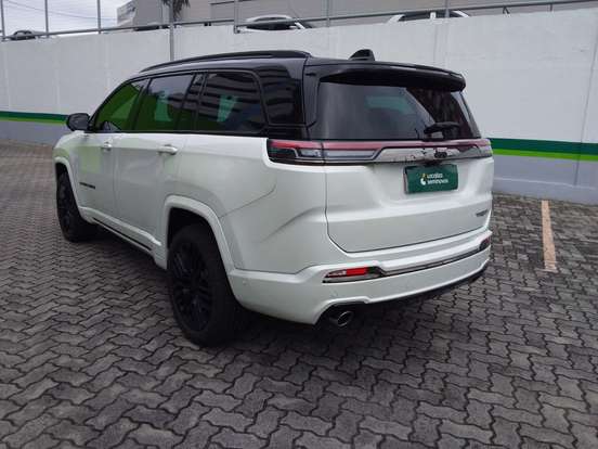JEEP-COMMANDER-2.0 HURRICANE 4 TURBO GASOLINA BLACKHAWK AT9 JEEP-COMMANDER-2025
