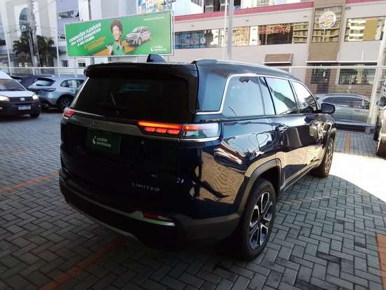JEEP-COMMANDER-2024
