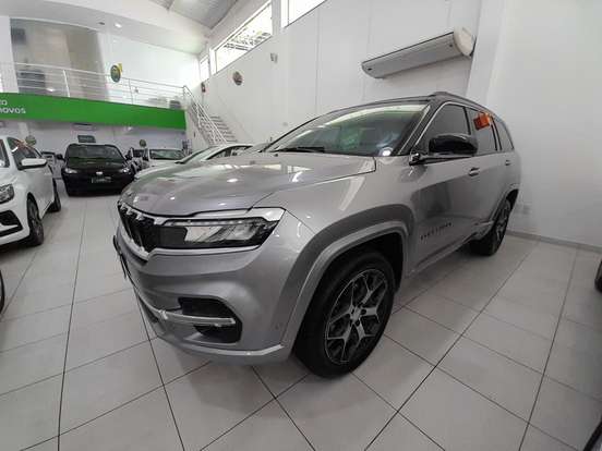 JEEP-COMMANDER-2024