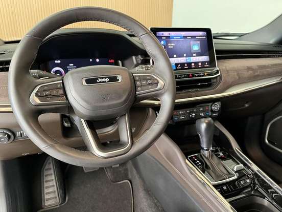 JEEP-COMMANDER-2.0 TD380 TURBO DIESEL OVERLAND AT9 JEEP-COMMANDER-2024