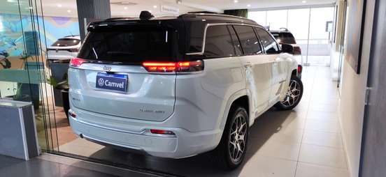 JEEP-COMMANDER-2022