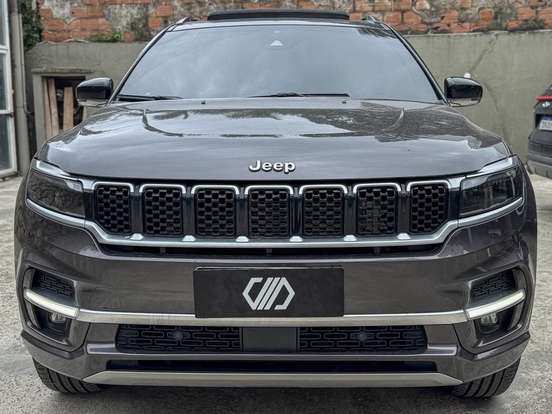 JEEP-COMMANDER-2025