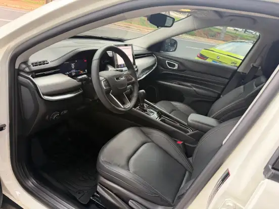 JEEP-COMPASS-1.3 T270 TURBO FLEX LONGITUDE AT6 JEEP-COMPASS-2024