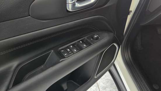 JEEP-COMPASS-2022