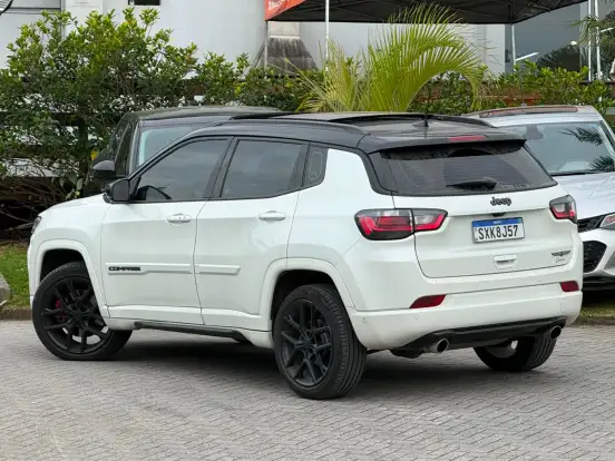 JEEP-COMPASS-2024
