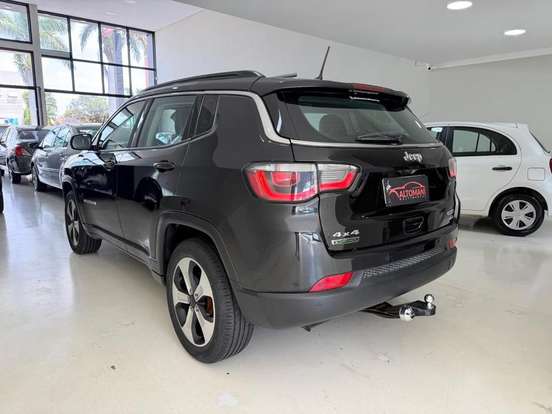 JEEP-COMPASS-2.0 16V DIESEL LONGITUDE 4X4 AUTOMÁTICO JEEP-COMPASS-2017