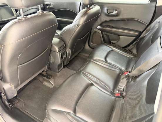 JEEP-COMPASS-2.0 16V DIESEL LONGITUDE 4X4 AUTOMÁTICO JEEP-COMPASS-2017