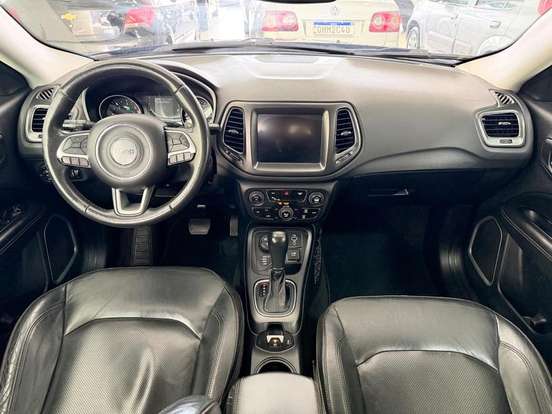 JEEP-COMPASS-2.0 16V DIESEL LONGITUDE 4X4 AUTOMÁTICO JEEP-COMPASS-2017