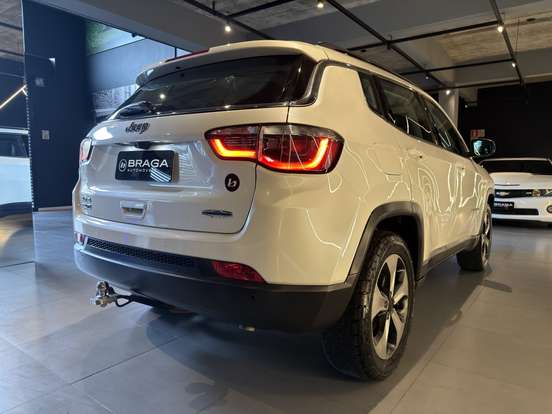 JEEP-COMPASS-2.0 16V DIESEL LONGITUDE 4X4 AUTOMÁTICO JEEP-COMPASS-2017
