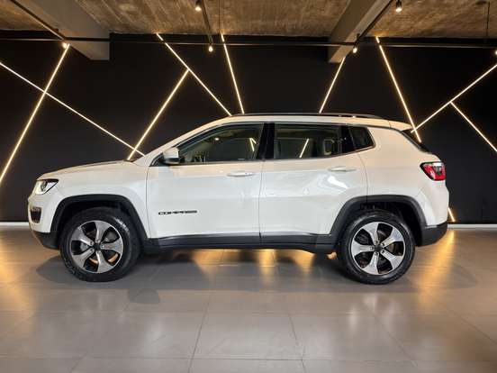 JEEP-COMPASS-2.0 16V DIESEL LONGITUDE 4X4 AUTOMÁTICO JEEP-COMPASS-2017