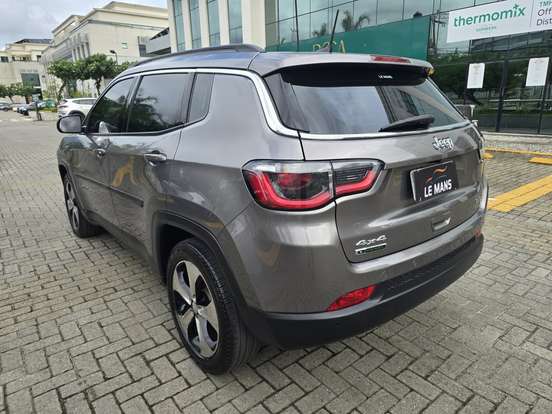 JEEP-COMPASS-2.0 16V DIESEL LONGITUDE 4X4 AUTOMÁTICO JEEP-COMPASS-2017