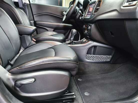 JEEP-COMPASS-2020