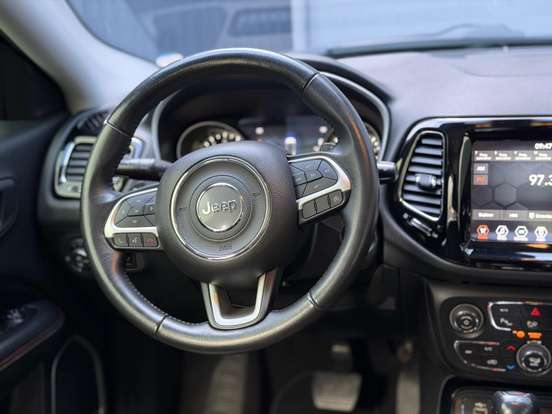 JEEP-COMPASS-2.0 16V FLEX LONGITUDE AUTOMÁTICO JEEP-COMPASS-2020