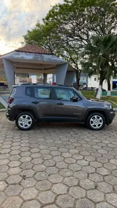 JEEP-RENEGADE-2022