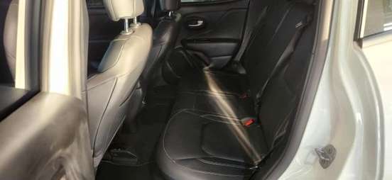 JEEP-RENEGADE-2023