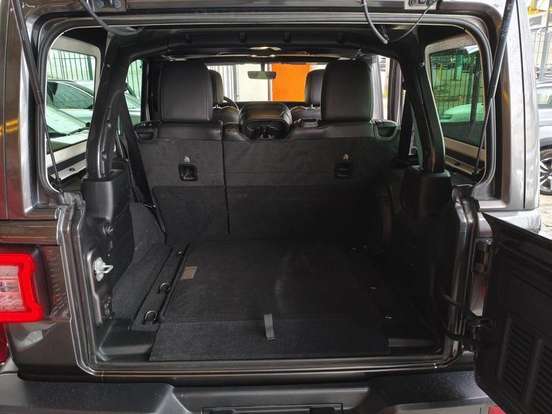 JEEP-WRANGLER-2019