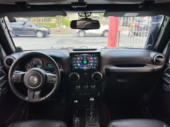 JEEP-WRANGLER-2013