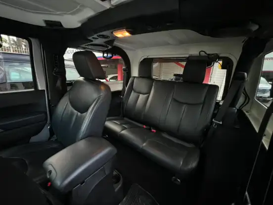 JEEP-WRANGLER-2013