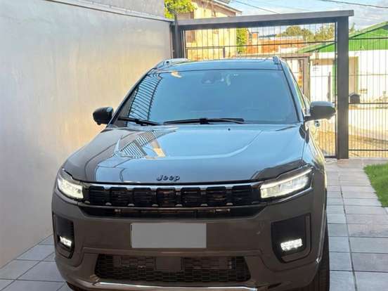 JEEP-COMMANDER-2.0 HURRICANE 4 TURBO GASOLINA BLACKHAWK AT9 JEEP-COMMANDER-2025