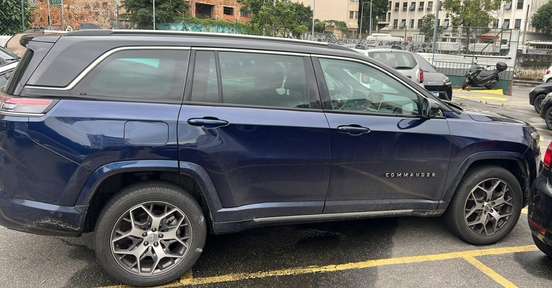 JEEP-COMMANDER-2022