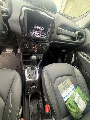 JEEP-RENEGADE-2025