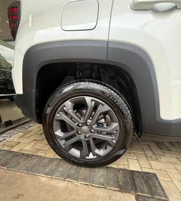 JEEP-RENEGADE-2025