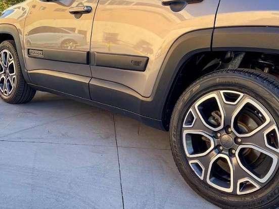JEEP-RENEGADE-1.8 16V FLEX LONGITUDE 4P AUTOMÁTICO JEEP-RENEGADE-2016