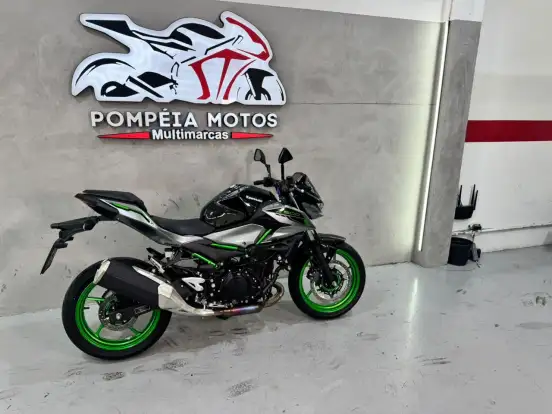 KAWASAKI-Z500 SE-2025