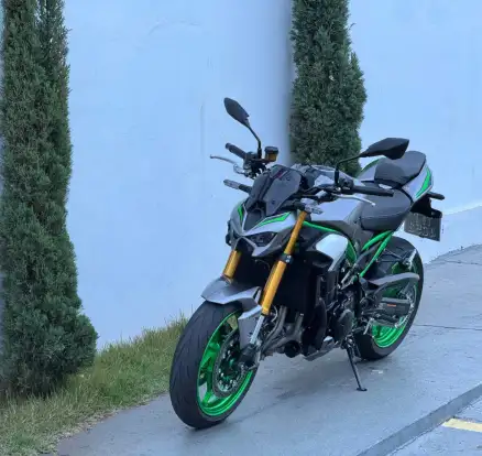 KAWASAKI-Z900 R EDITION KAWASAKI-Z900 R EDITION-2025