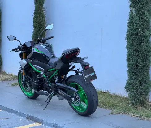 KAWASAKI-Z900 R EDITION-2025