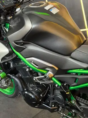 KAWASAKI-Z900 R EDITION-2026
