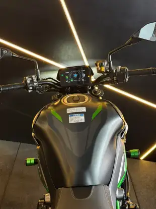 KAWASAKI-Z900 R EDITION-2026
