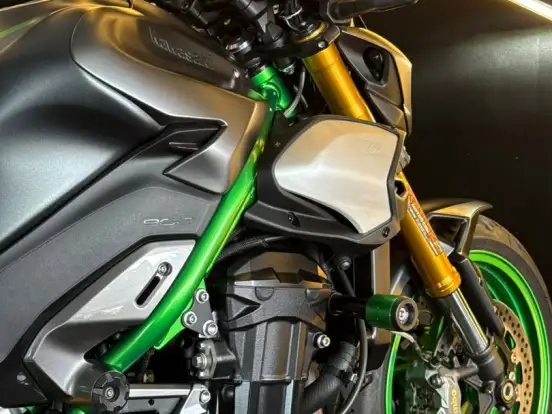KAWASAKI-Z900 R EDITION KAWASAKI-Z900 R EDITION-2026