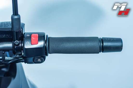KAWASAKI-VERSYS ABS-2022