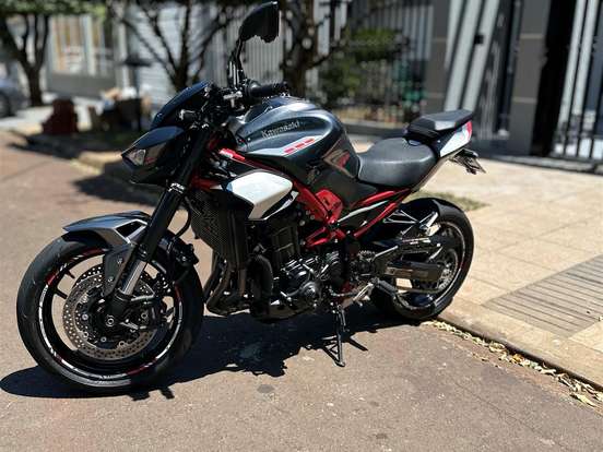 KAWASAKI-Z900 KAWASAKI-Z900-2025
